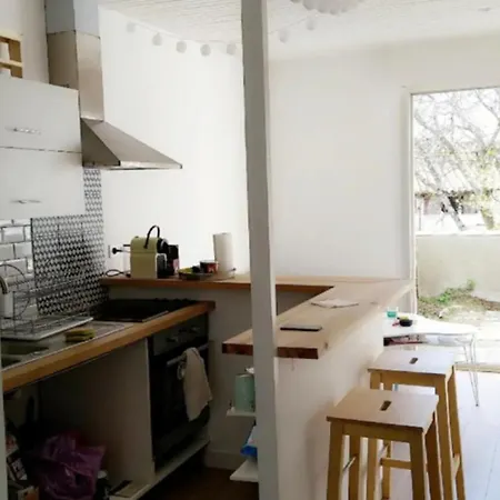 Charmante Maison De Ville Avec Terasse Intime La Rochelle  Exterior foto