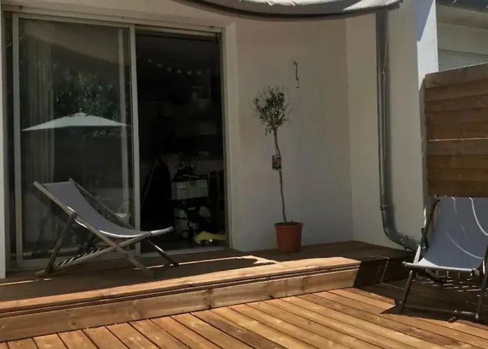 Charmante Maison De Ville Avec Terasse Intime